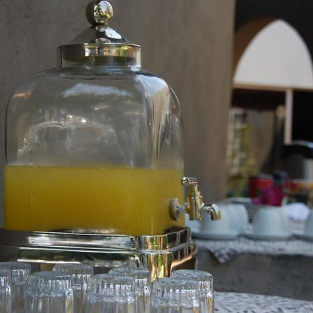 Bush Pillow Guest House Otjiwarongo Bagian luar foto